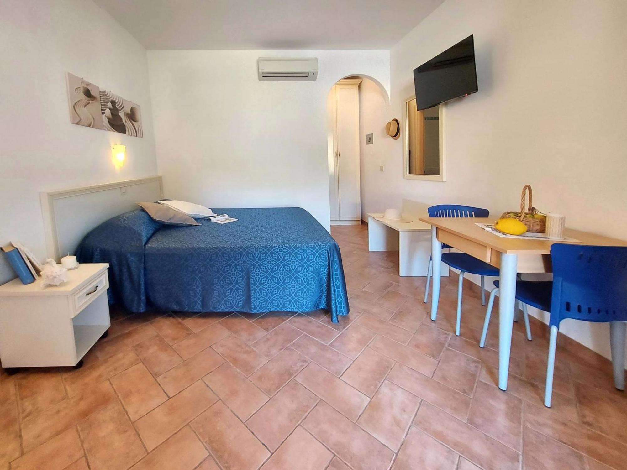 Lido Azzurro Residence Rta Capoliveri  Oda fotoğraf